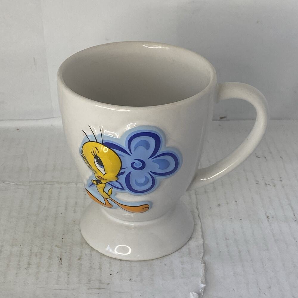Vintage 2000 Warner Bros Studio Looney Tunes Tweety Bird Mug Footed